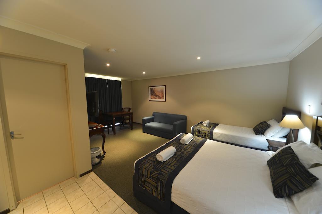 Wattle Grove Motel Perth Bagian luar foto