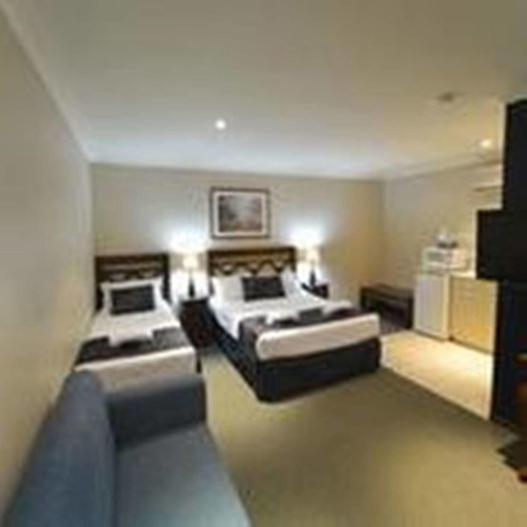 Wattle Grove Motel Perth Bagian luar foto