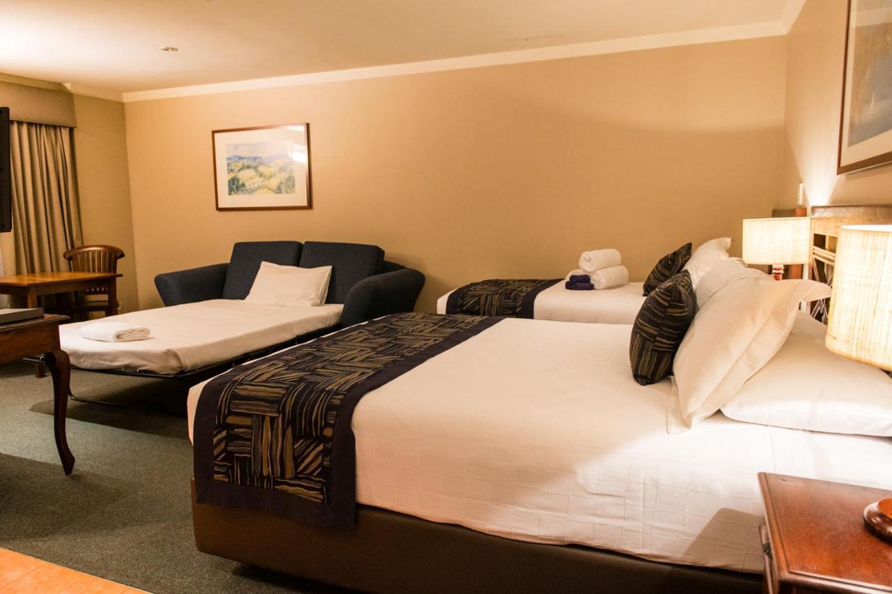 Wattle Grove Motel Perth Bagian luar foto